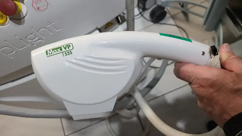 SHARPLIGHT OMNIMAX LASER HAIR REMOVAL TATTOO FRACTIONAL RF SKIN - Image 2