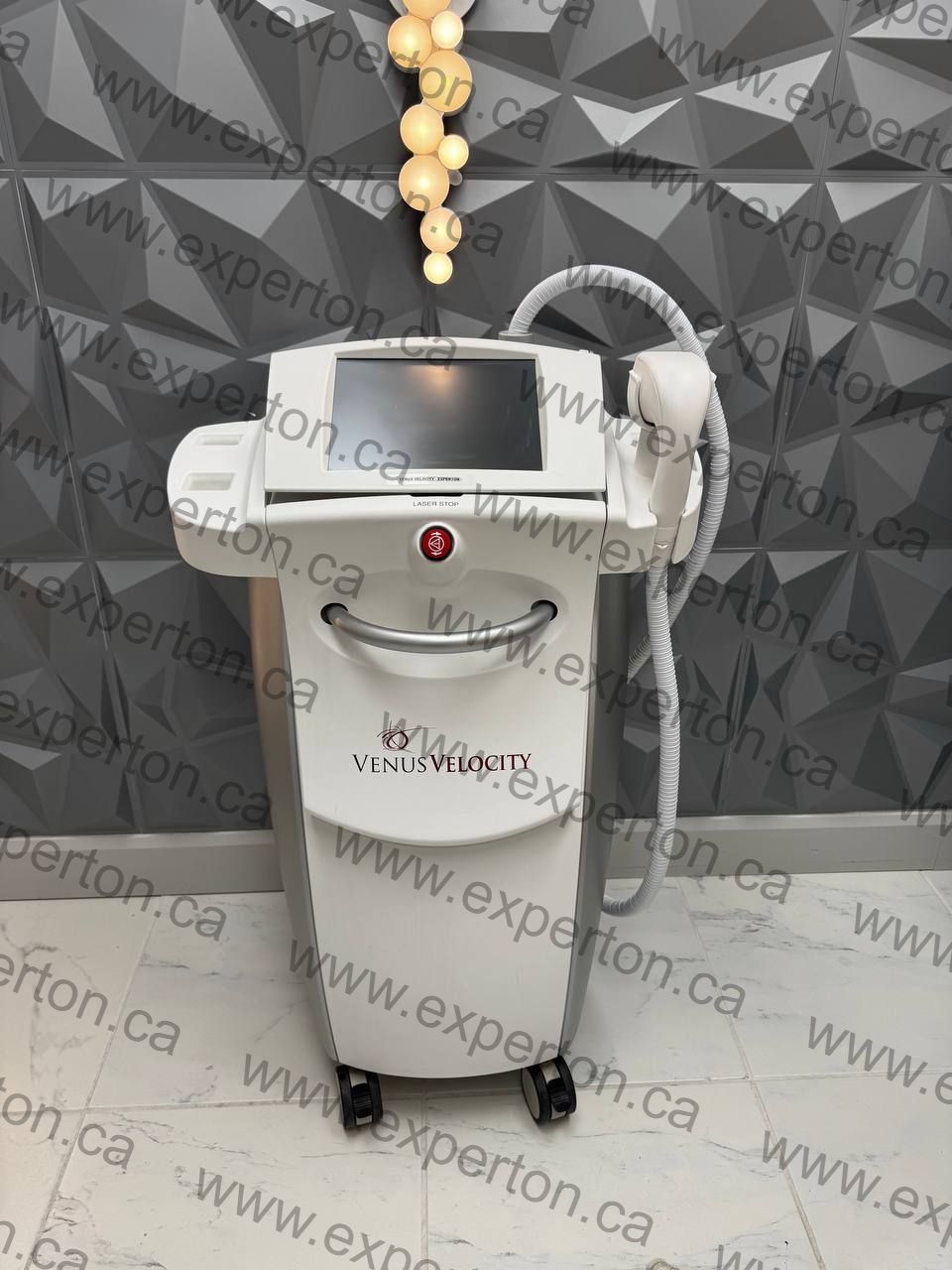 Venus Velocity™ Diode Laser Hair Removal System - Image 2