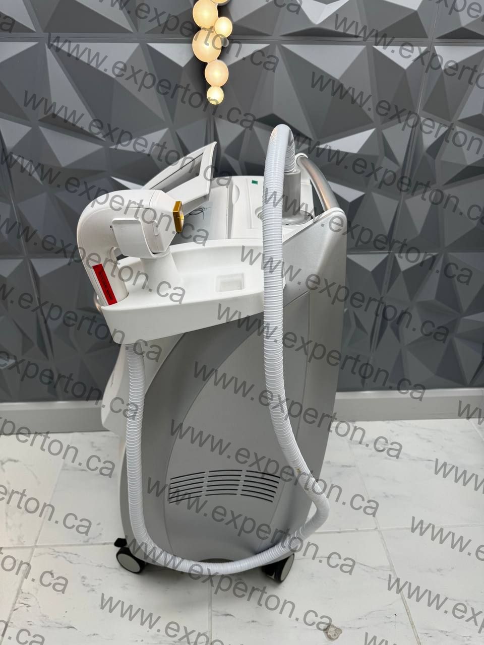 Venus Velocity™ Diode Laser Hair Removal System - Image 3